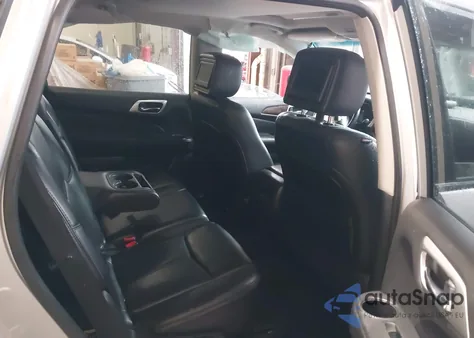 2016 Nissan Pathfinder S/Sv/Sl/Platinum из США, поврежденный, VIN 5N1AR2MM7GC621176